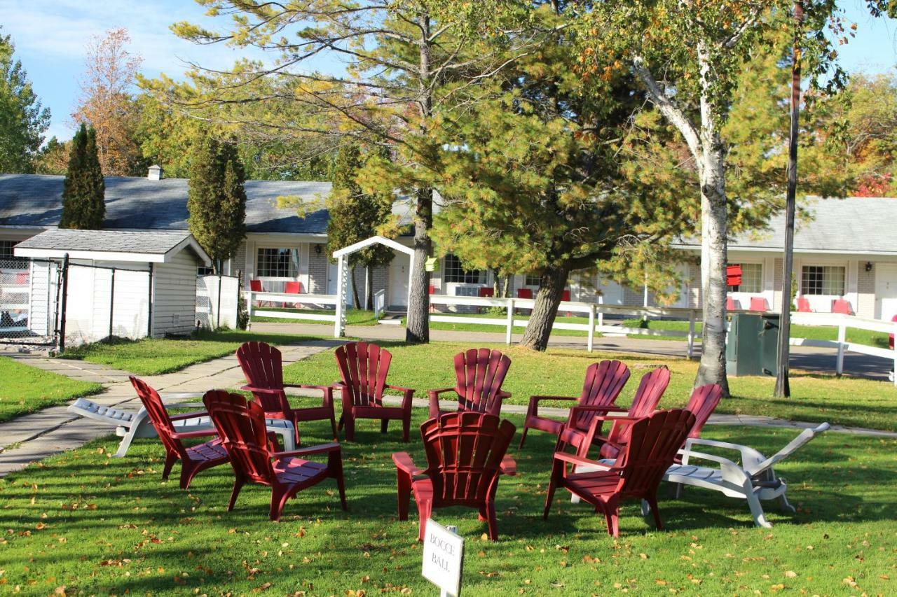 Colonial Resort-1000Islands Gananoque Exterior foto